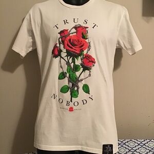 😜#71, unisex, size medium, see photos, great condition, MUERTE-tee shirt